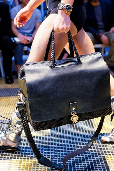 Look 69
